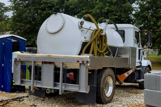 Portable Toilet Options We Offer in Cleveland, TX